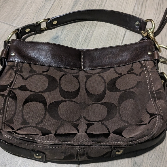 Authentic Coach shoulder bag - Picture 5 of 6